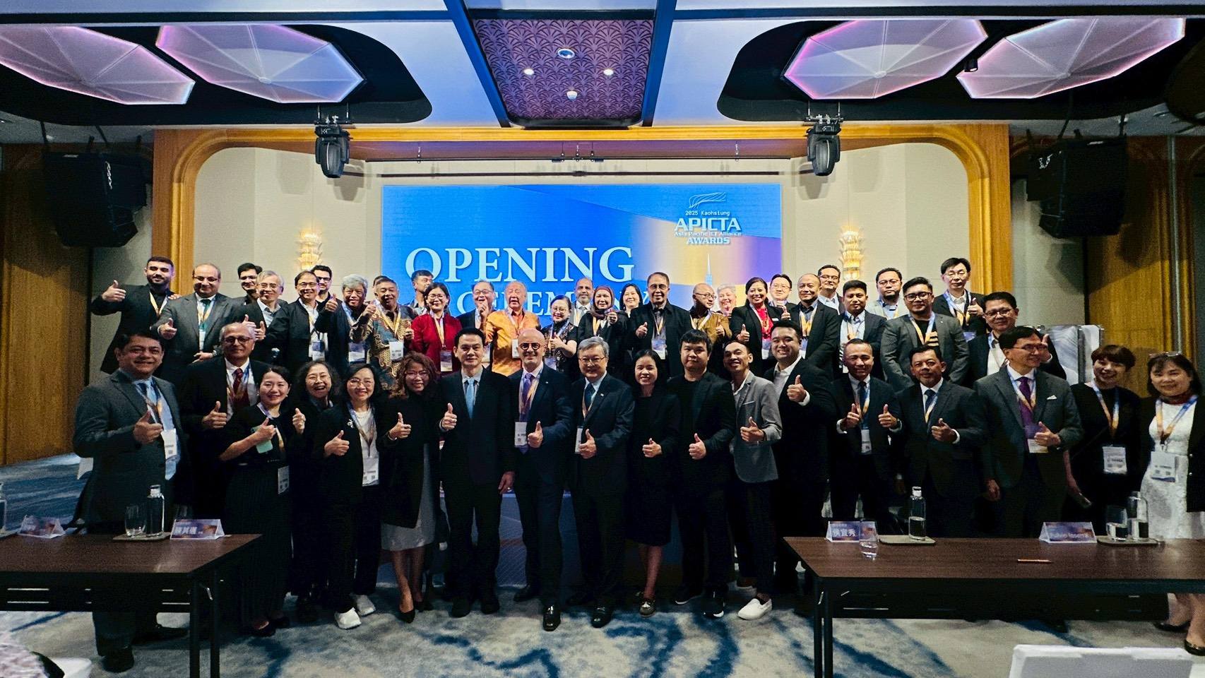 กรมการพัฒนาชุมชน นำทีม CDD AI ตัวแทนประเทศไทย ร่วมเวที “APICTA Awards 2025”